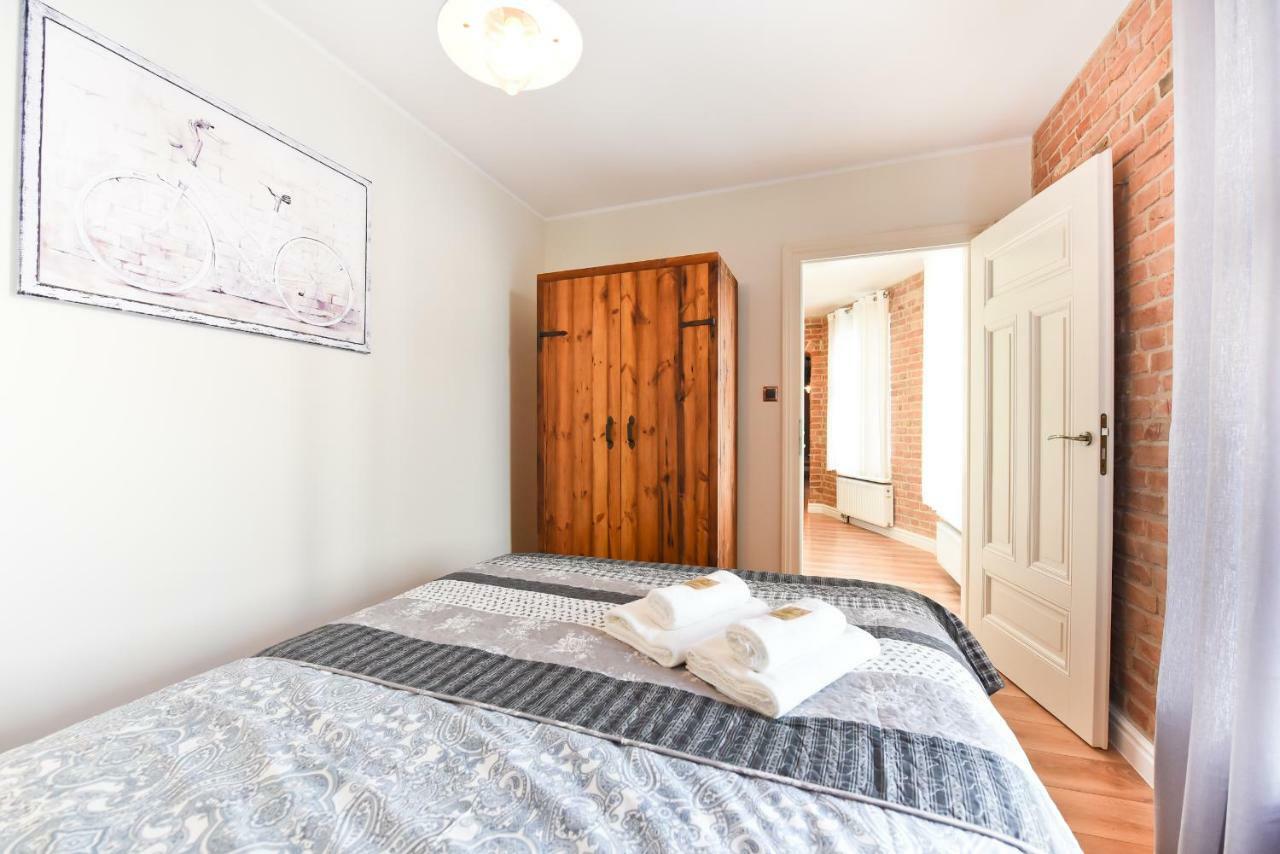 Stary ToruńApartament Starowka 3アパートメント エクステリア 写真