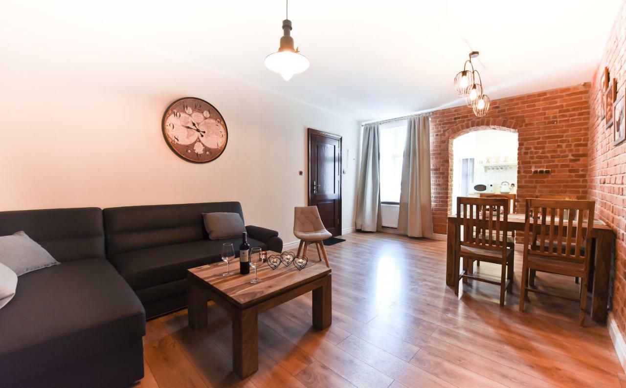 Stary ToruńApartament Starowka 3アパートメント エクステリア 写真